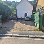 U Certovy Brazdy Apartman Sázava