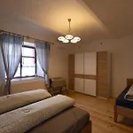 U Certovy Brazdy Apartman Sázava