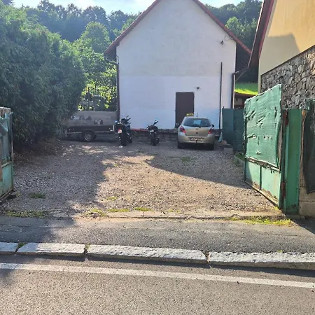 U Certovy Brazdy Apartament Sázava